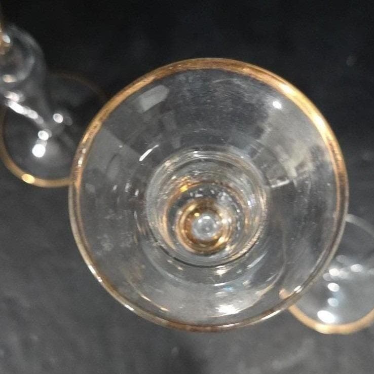 Long-Stemmed Fluted Glass Candlestick Holders, Set of 3 Vintage Gold-Rim Holiday - Thumbnail 6