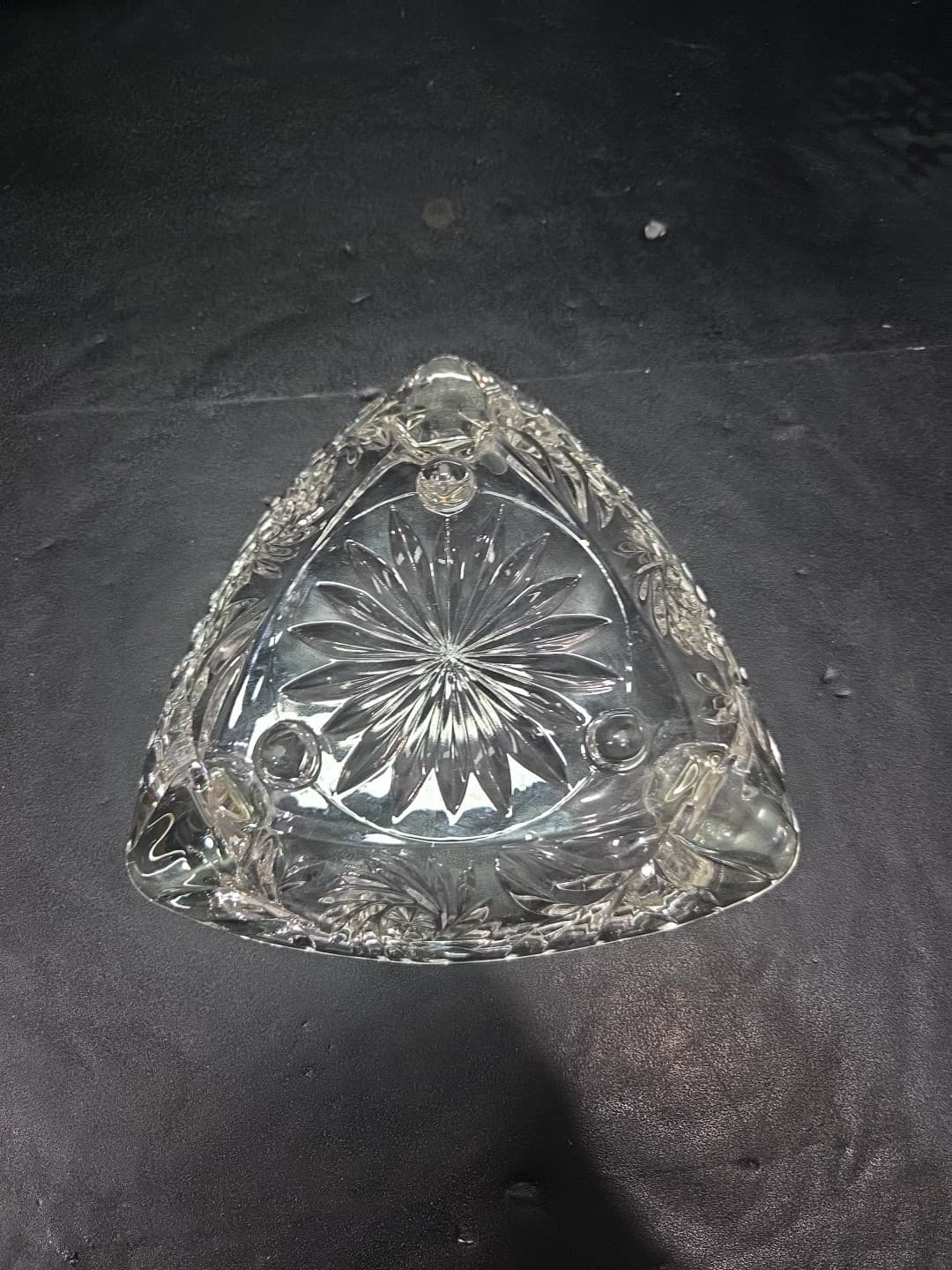 Hazel Atlas Triangle Shape Ash Tray, Vintage Clear Glass Dish, Candy Holder - Thumbnail 3