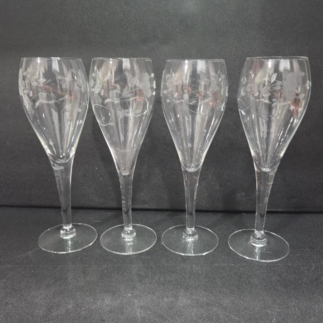 Princess House Heritage Tulip Wine Glasses, Set of 4, Etched Floral Stemware - Thumbnail 5