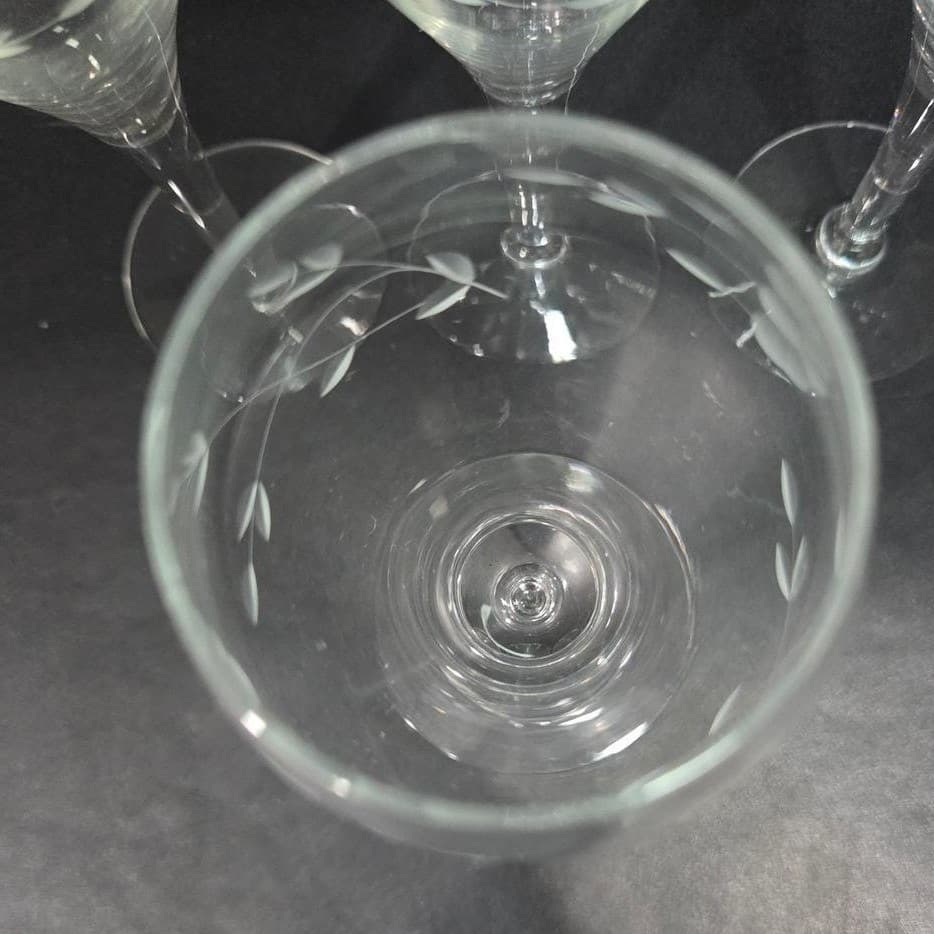Princess House Heritage Tulip Wine Glasses, Set of 4, Etched Floral Stemware - Thumbnail 7