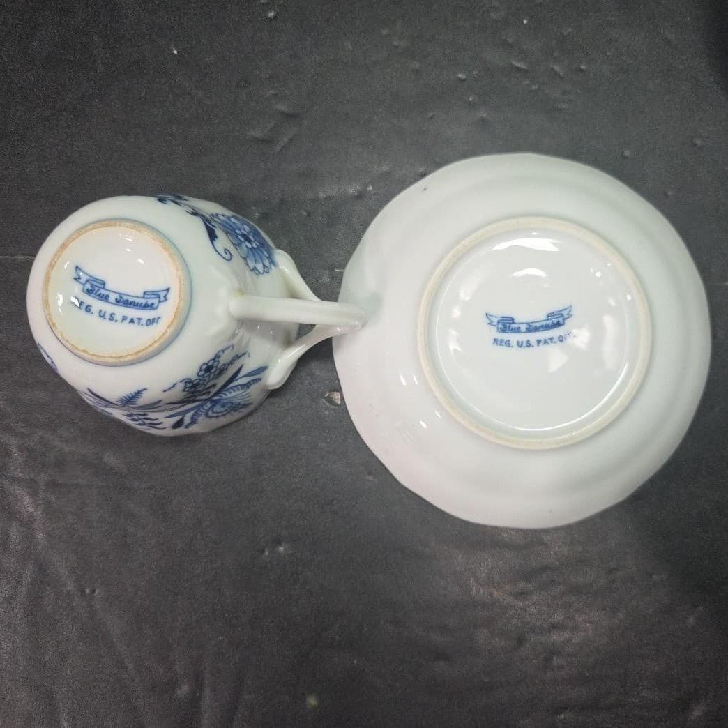 Blue Danube Onion Tea Cups & Saucers, Set of 4, Original Ribbon Banner Backstamp - Thumbnail 7