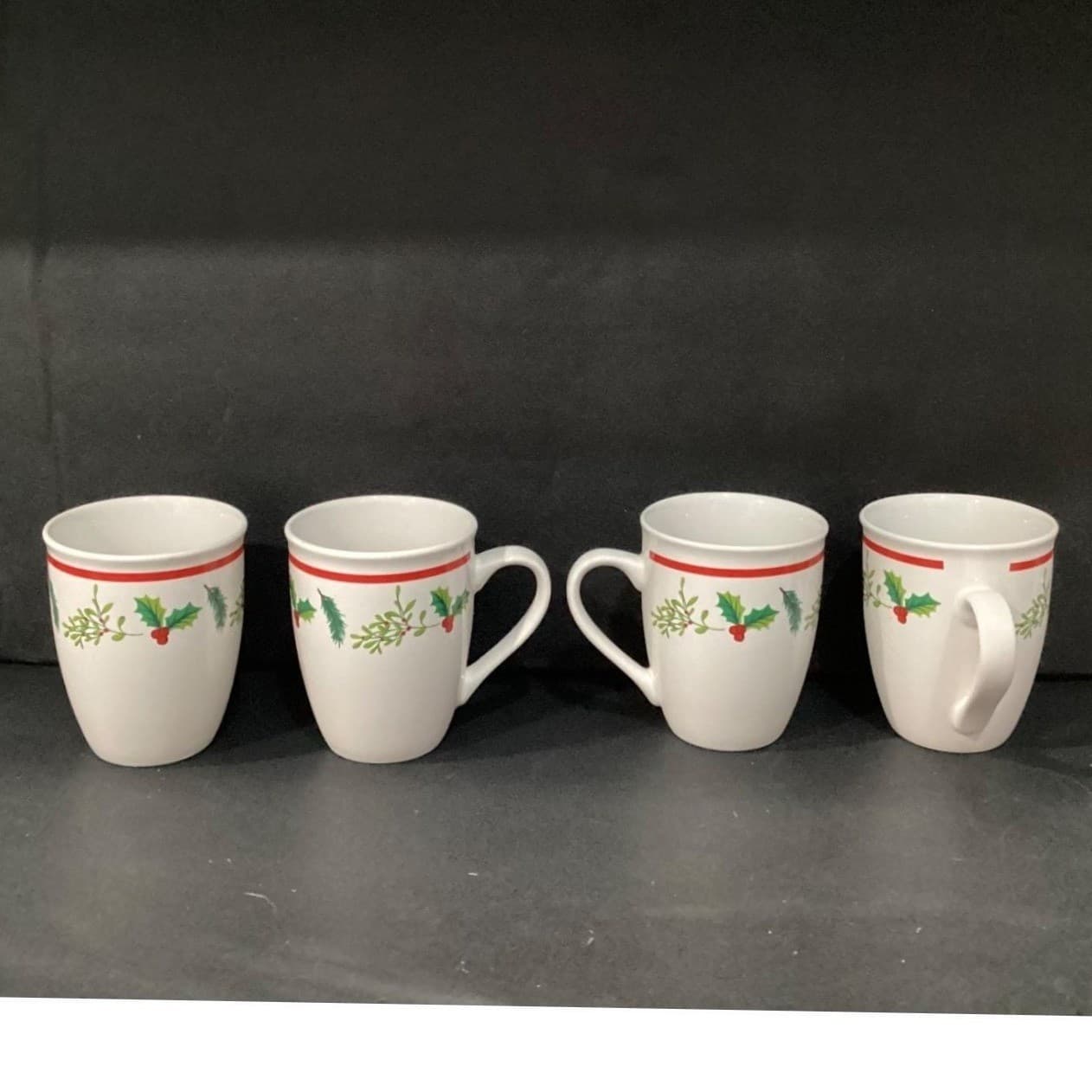 Royal Norfolk Christmas Holly Berry Coffee Cups, Set of 4, Ceramic Holiday Mugs - Thumbnail 2