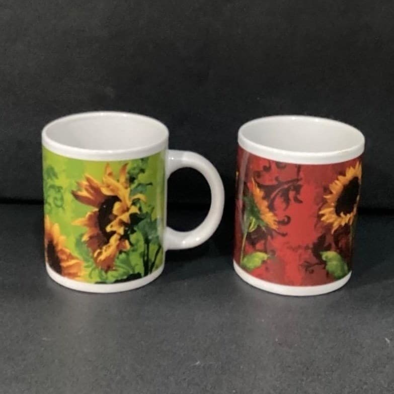 Cracker Barrel Yellow Sunflower Coffee Cups, Set of 2, Family Traditions Mugs - Thumbnail 3
