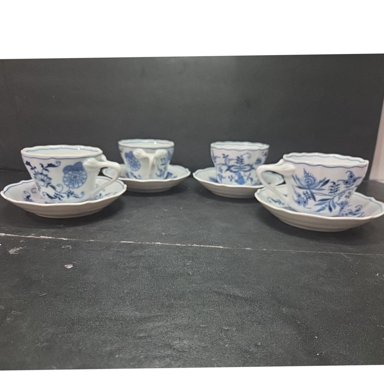 Blue Danube Japan Tea Cups & Saucers, Set of 4, Rectangle Backstamp, Tableware - Thumbnail 2