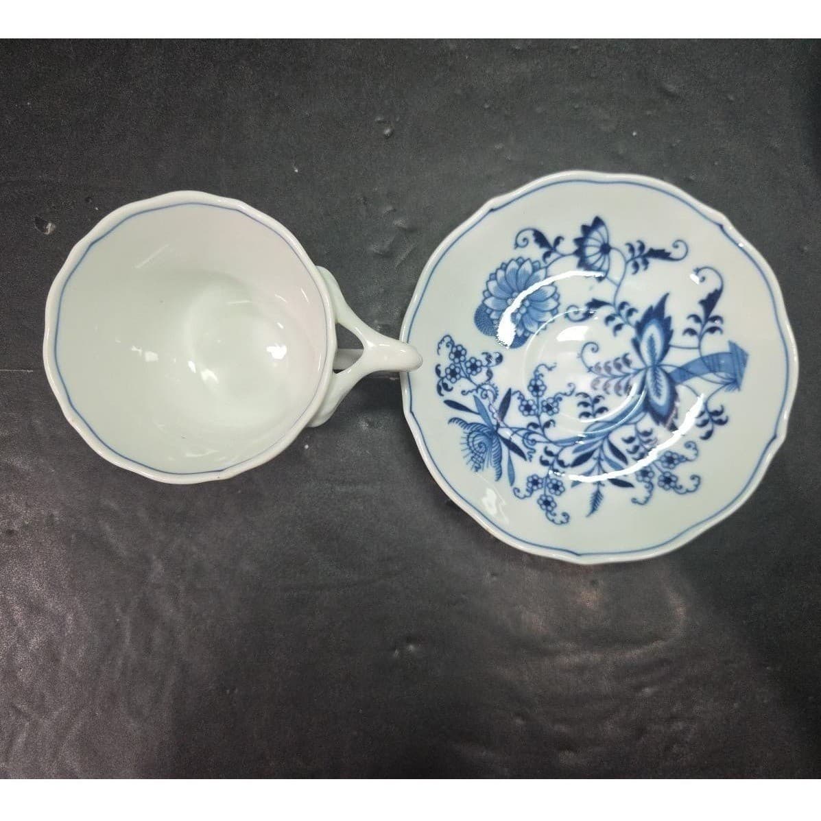 Blue Danube Onion Tea Cups & Saucers, Set of 4, Original Ribbon Banner Backstamp - Thumbnail 6