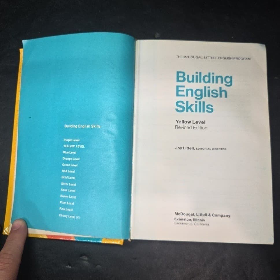 McDougal Littell Building English Skills Yellow Level Revised Edition 1981 Book - Thumbnail 4