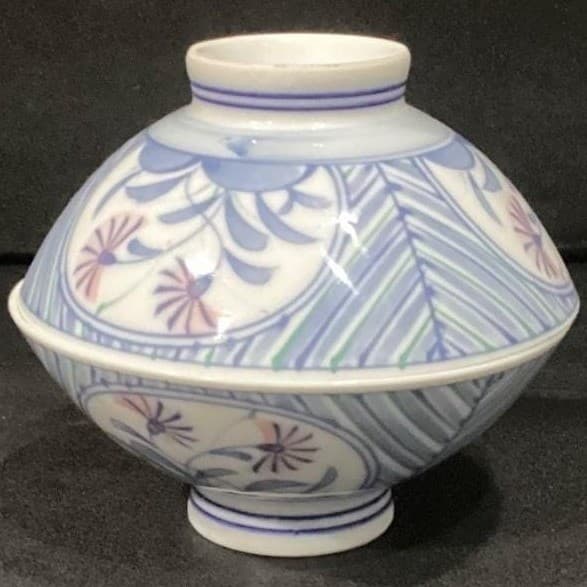 Pier 1 Imports Floral Porcelain Rice Bowls, Set of 2, Vintage Footed Asian-Style - Thumbnail 10