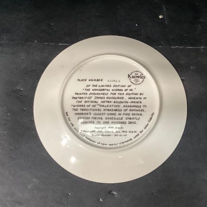Knowles Wonderful Wizard of Oz Mayor Decorative Plate, Norman Rockwell-Style - Thumbnail 4