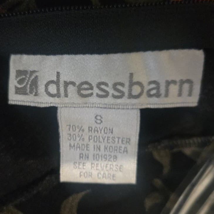 Dressbarn Mock Neck Floral Black Terracotta Blouse, Woman's Small, Short Sleeve - Thumbnail 5