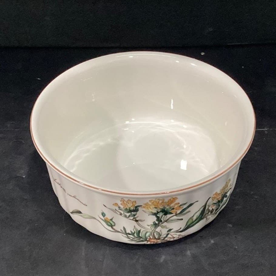 Villeroy & Boch Botanica Casserole Dish, Vintage Anthyllis Vulneraria Design - Thumbnail 3