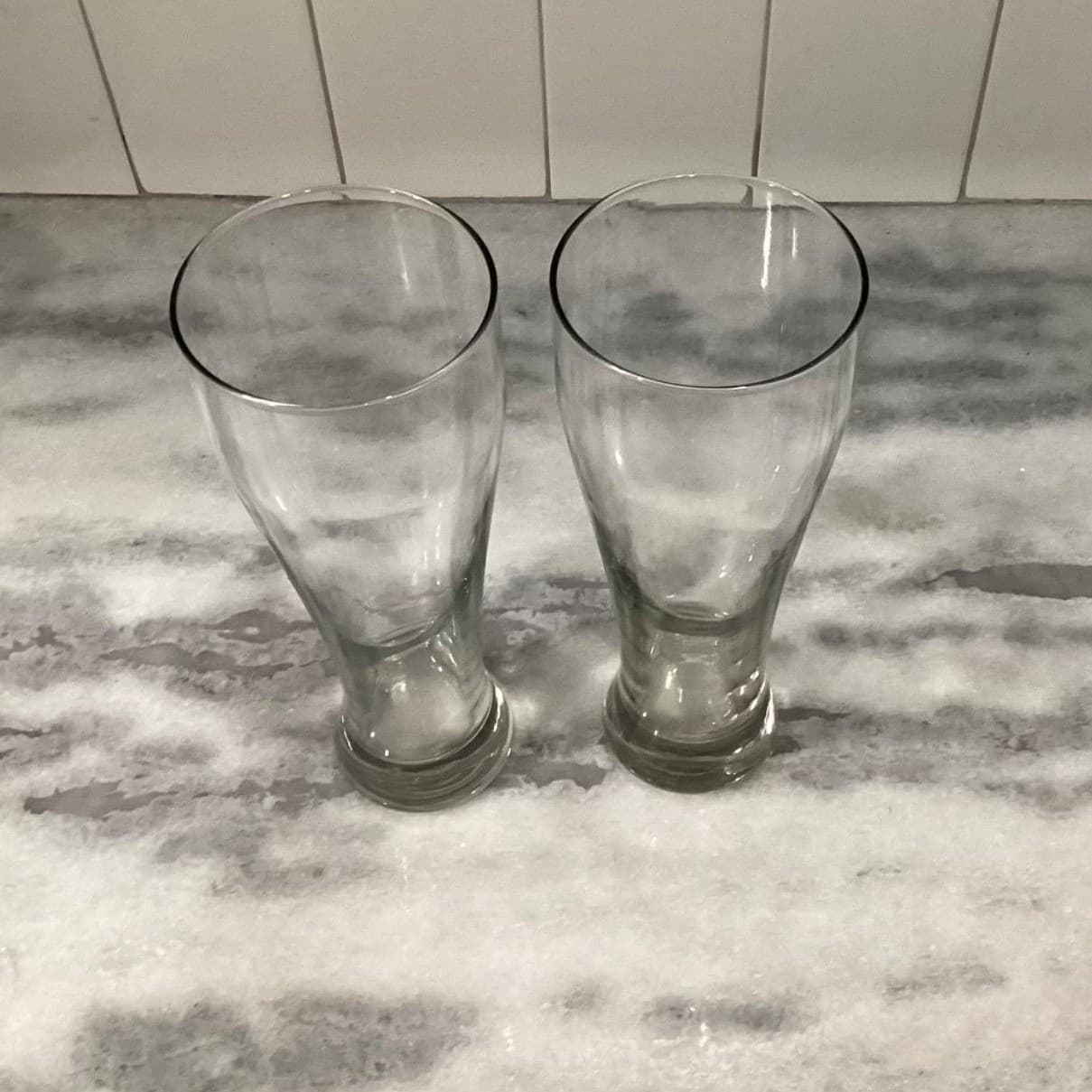 Anchor Hocking 23oz Beer Glasses, Set of 2, Clear Pilsner Barware, Drinkware - Thumbnail 3