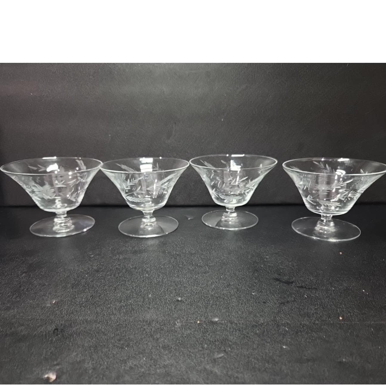 Floral Etched Sherbet Coupes, Set of 4, Vintage Glass Dessert Bowls, Tableware - Thumbnail 2