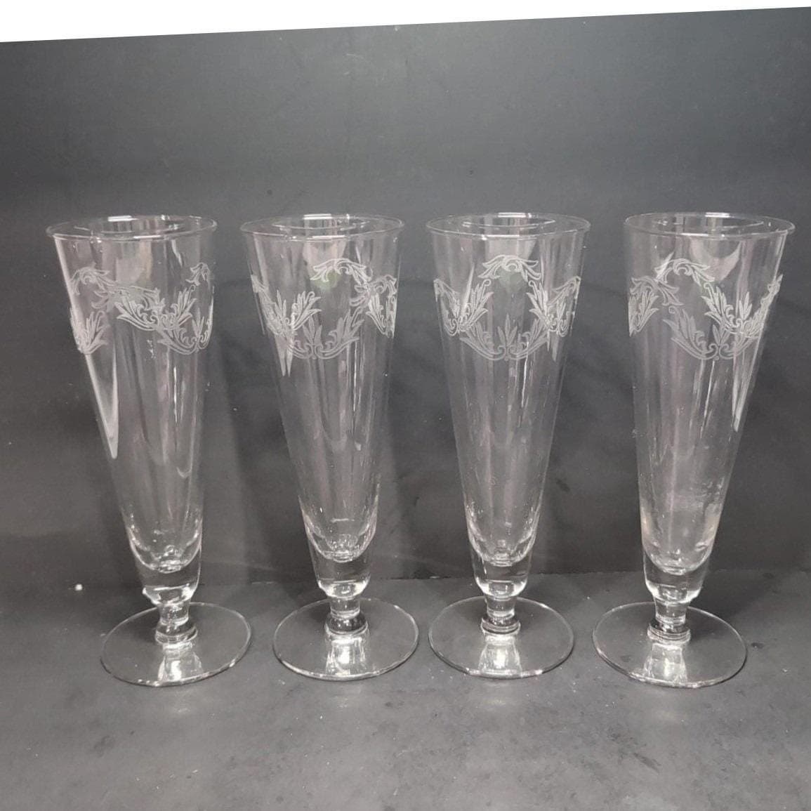 Chintz Etched Pilsner Glasses, Set of 4, Clear Footed Glassware, Vintage Barware - Thumbnail 7