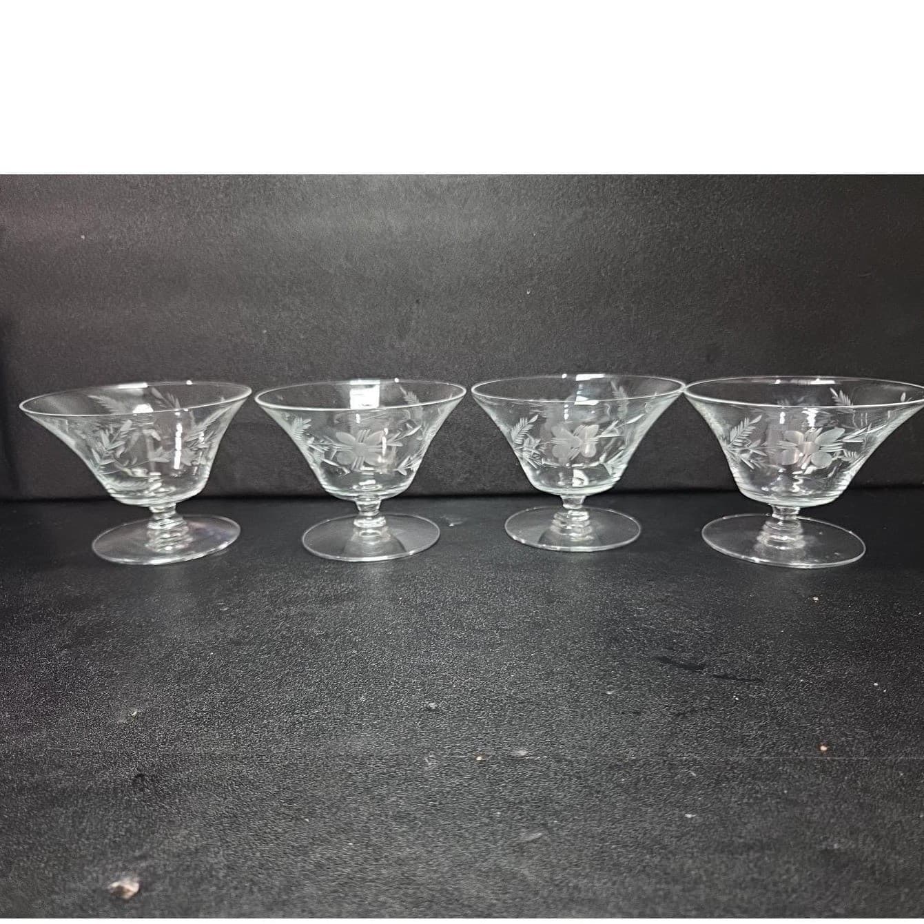 Floral Etched Sherbet Coupes, Set of 4, Vintage Glass Dessert Bowls, Tableware - Thumbnail 5