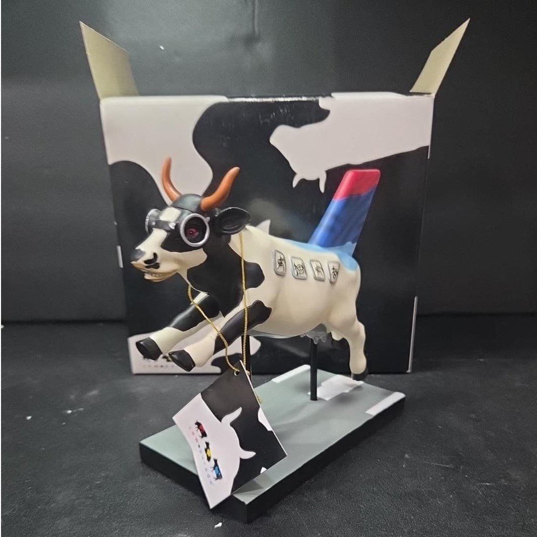 Cow Parade Platinum Moodallion Figurine, Westland Giftware, #7711, Box/Tag - Thumbnail 2