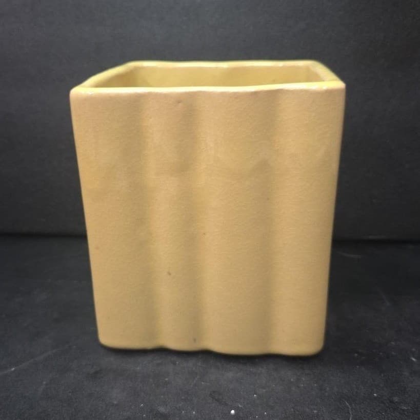 Ruffled Edge Yellow Indoor Planter, Vintage Square Ceramic Succulent Pot Vase - Thumbnail 4