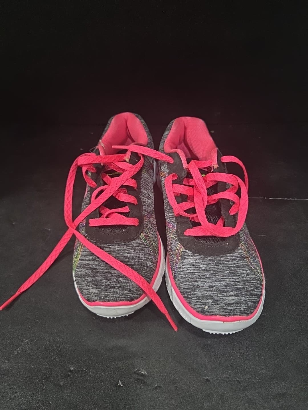 Skechers Lite-Weight Memory Foam Sneakers Gray Pink Rainbow 81863L Womens Size 4