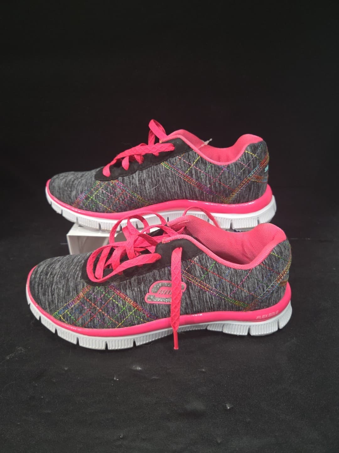 Skechers Lite-Weight Memory Foam Sneakers Gray Pink Rainbow 81863L Womens Size 4 - Thumbnail 4
