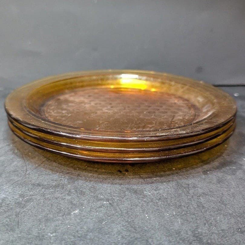 Vereco Amber Glass Dessert Plates, Set of 3, Vintage Style Yellow Glassware - Thumbnail 7