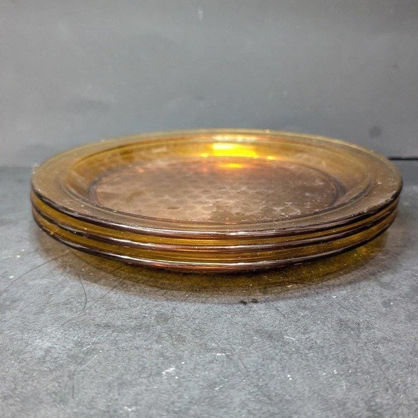 Vereco Amber Glass Dessert Plates, Set of 3, Vintage Style Yellow Glassware - Thumbnail 8