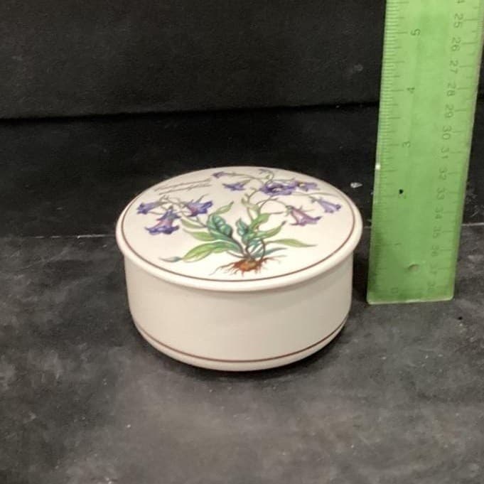 Villeroy & Boch Botanica Trinket Box, Vintage Campanula Rotundifolia Design - Thumbnail 7