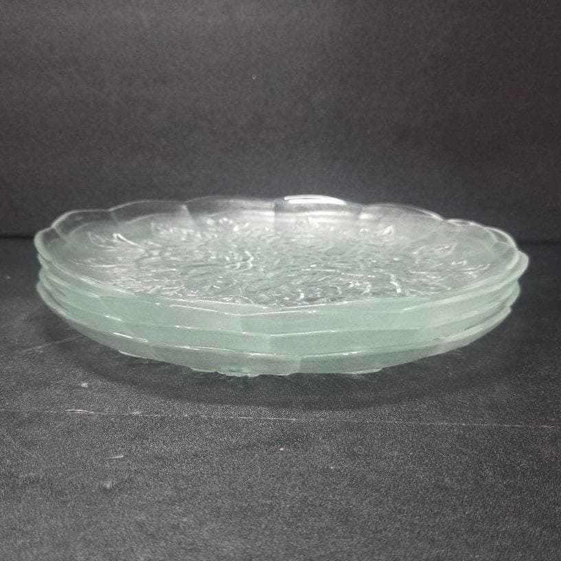 Pasari Livia Clear Glass Dinner Plates, Set of 4, Vintage Frosted Rose Tableware - Thumbnail 8