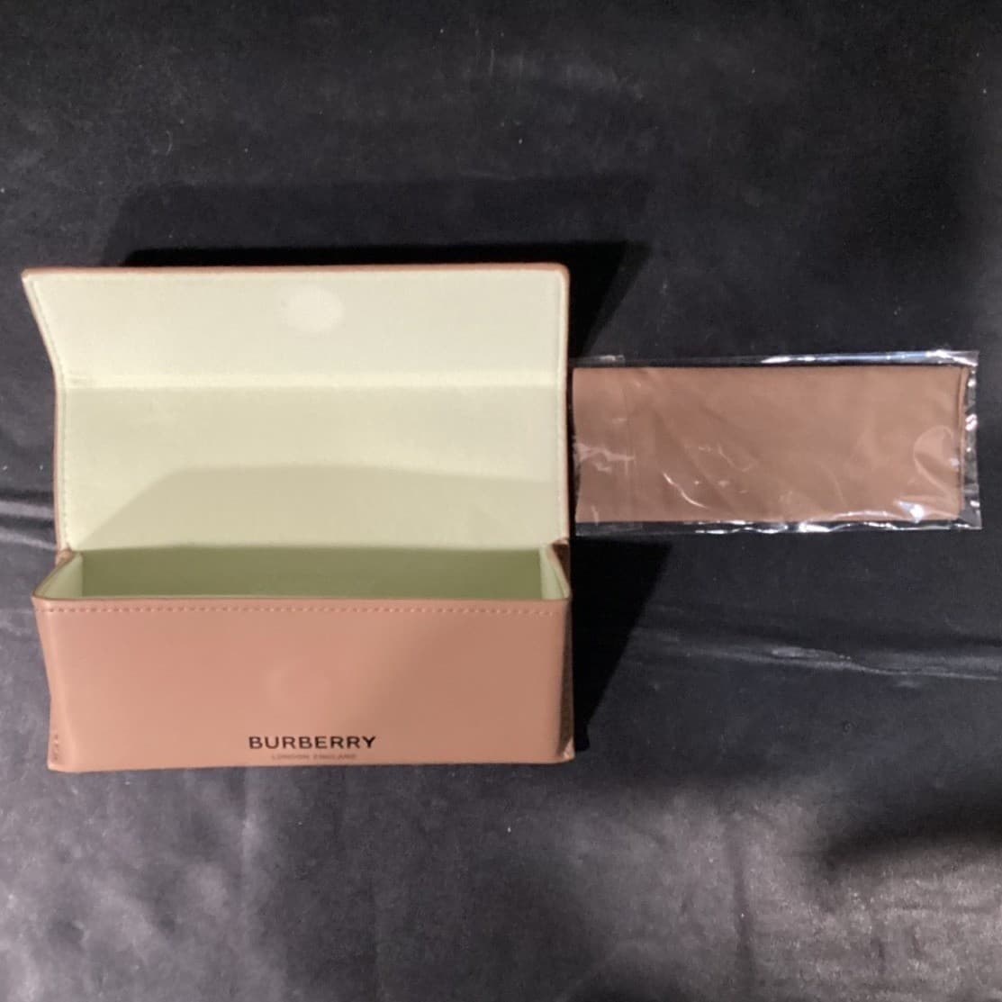 Burberry London England Tan Beige Foldable Eyewear Case with Cleaning Cloth - Thumbnail 6