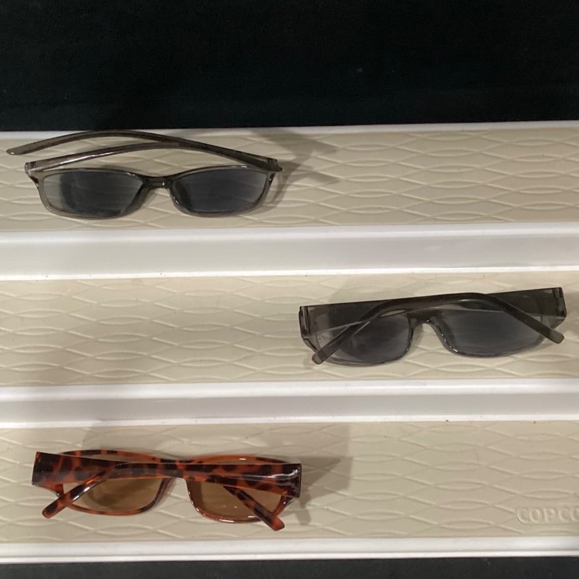 Lot of 3 Rectangular Reading Glasses +2.00 Tortoise Shell and Smoke Grey Frames - Thumbnail 4
