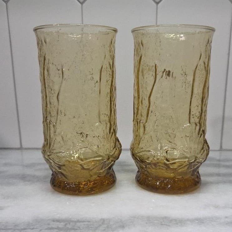 Anchor Hocking Amber Rain Flower Tumblers, Set of 2, Vtg Pressed Glass Drinkware - Thumbnail 4