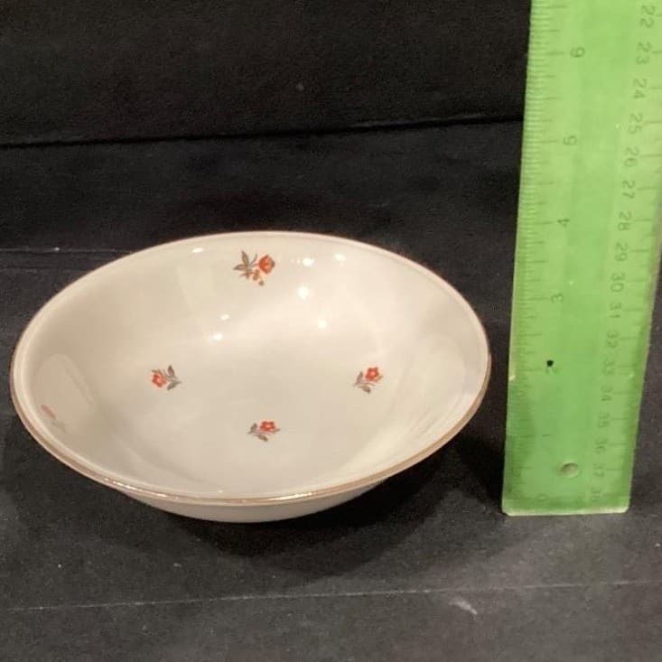 Cunningham & Pickett Cardinal Cereal Bowls, Set of 2, Vintage Floral Dinnerware - Thumbnail 3