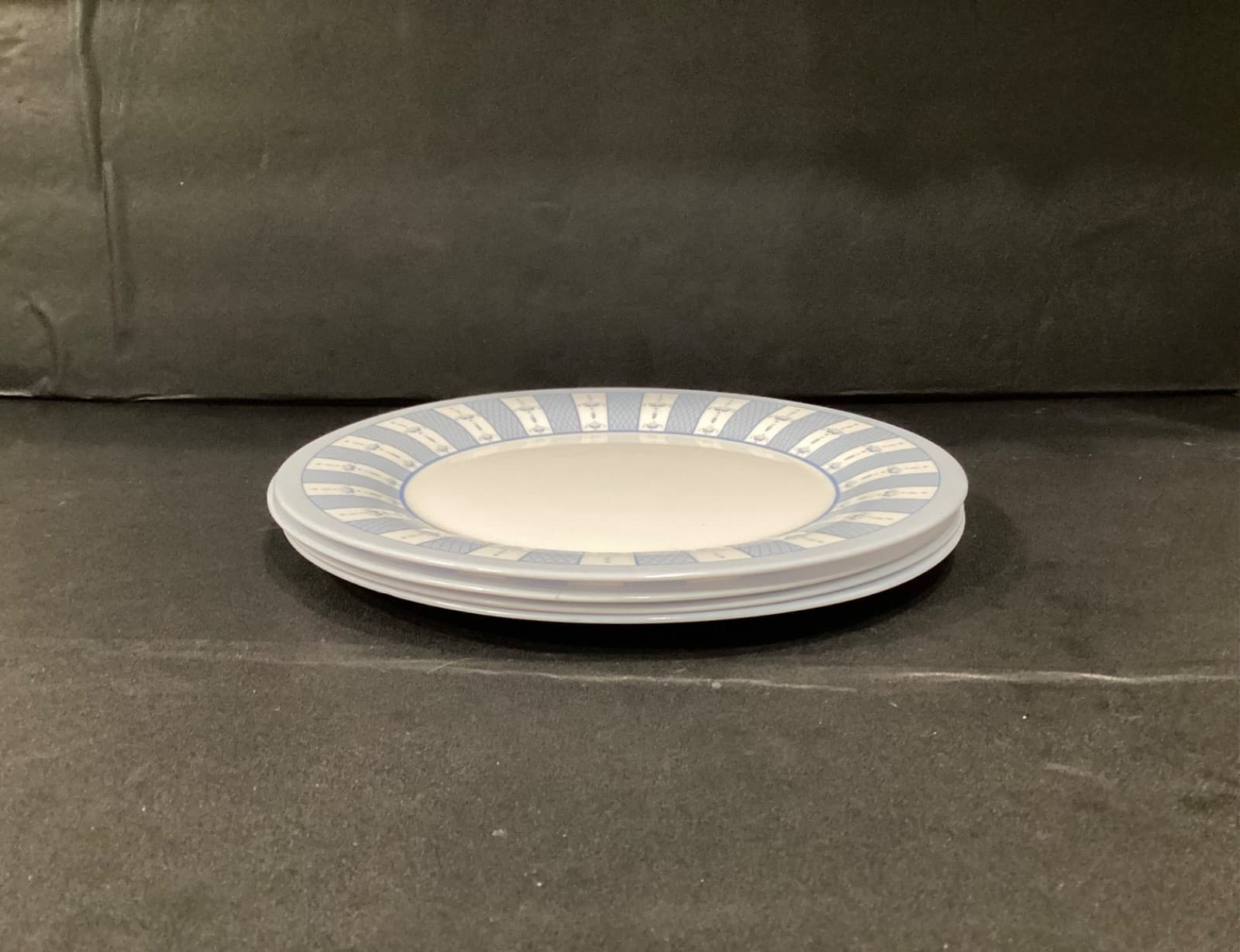 Martha Stewart Everyday Garden Trellis 10 3/4” Dinner Plates Set Of 4 - Thumbnail 7