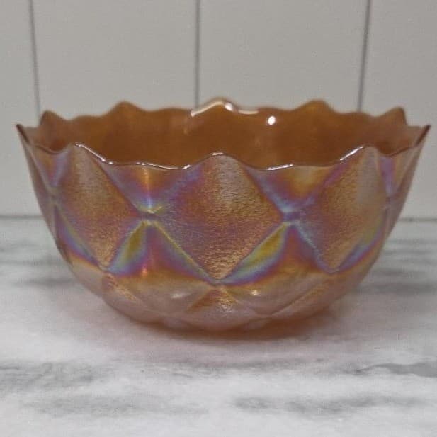 Teleflora Iridescent Carnival Glass Bowl, Vintage Quilt Pattern, Centerpiece - Thumbnail 5