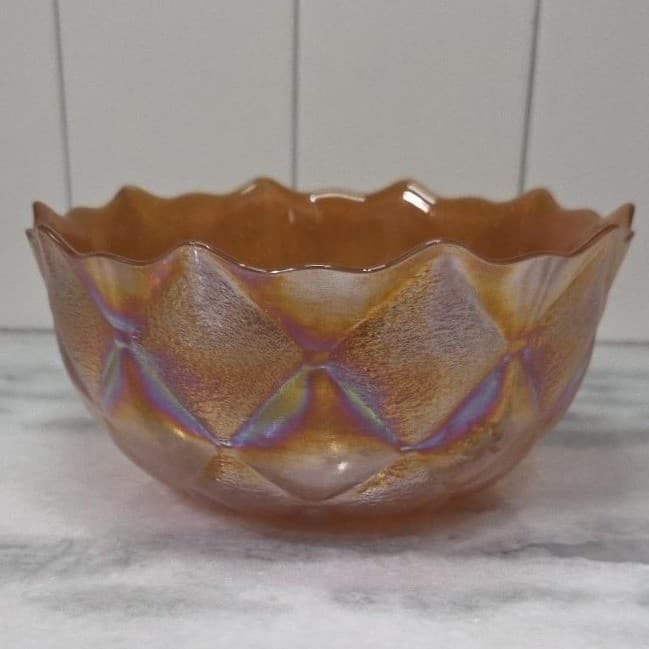 Teleflora Iridescent Carnival Glass Bowl, Vintage Quilt Pattern, Centerpiece - Thumbnail 2