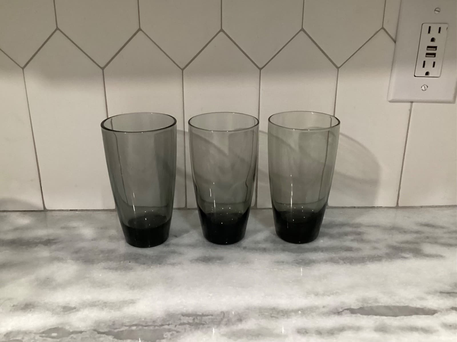 Libbey Classic Smoke Gray Tumblers Drinking Glasses Coolers 16 oz Set of 3 - Thumbnail 10