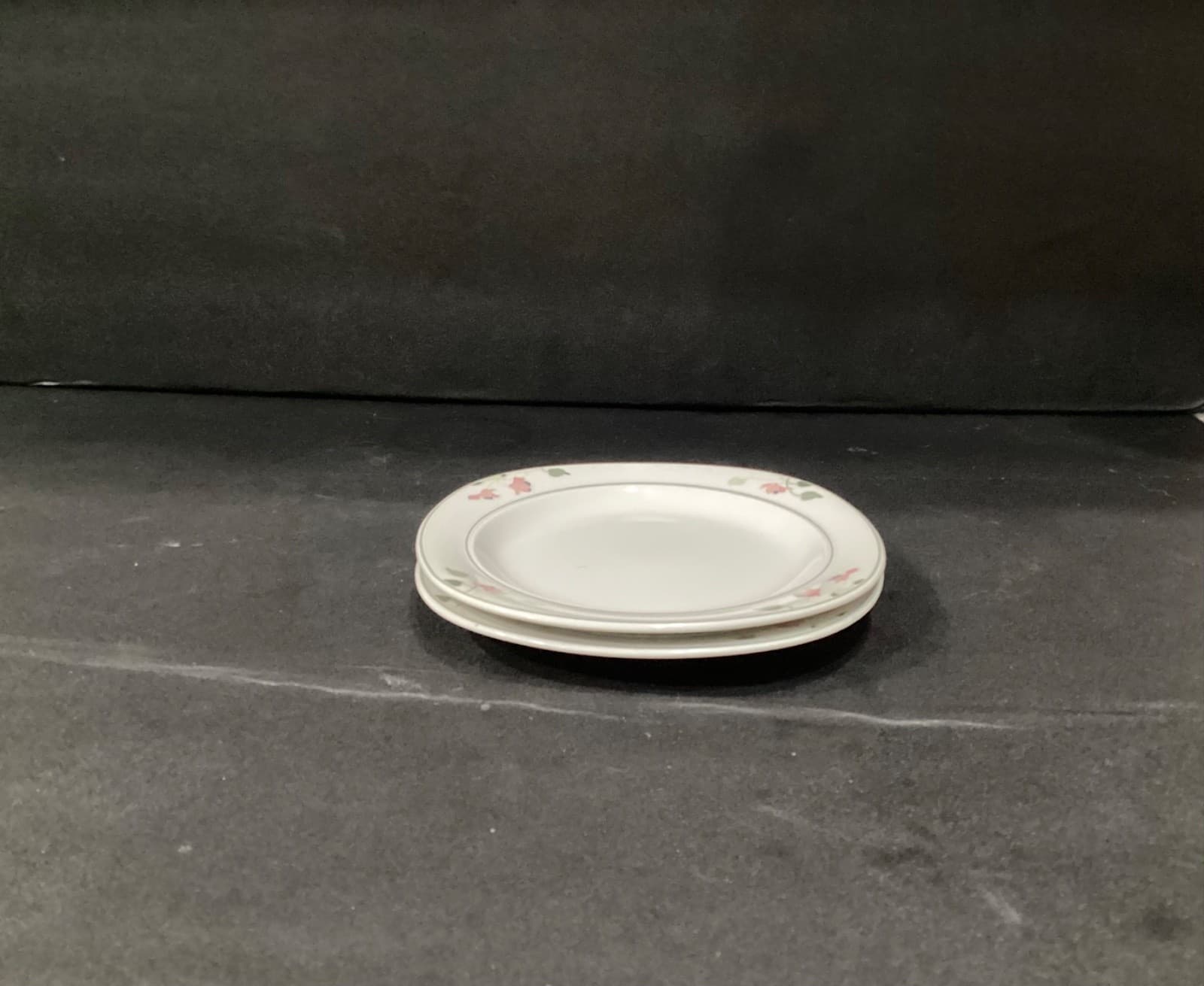 Mikasa Liana Bread & Butter Plates Set of 2 - Thumbnail 9
