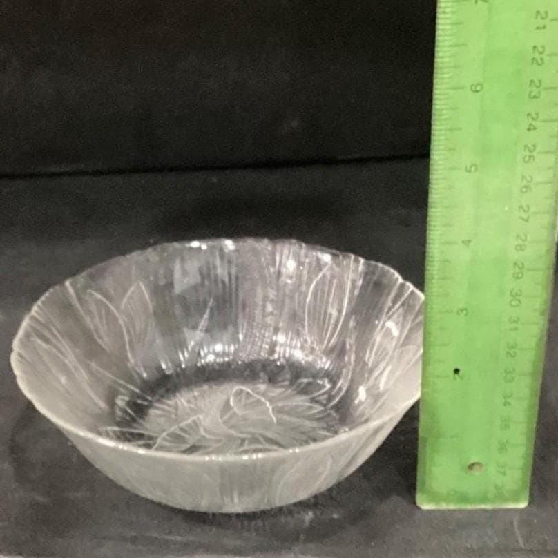Arcoroc Canterbury Crocus Cereal Bowls, Set of 4 Vintage Pressed Glass Tableware - Thumbnail 3