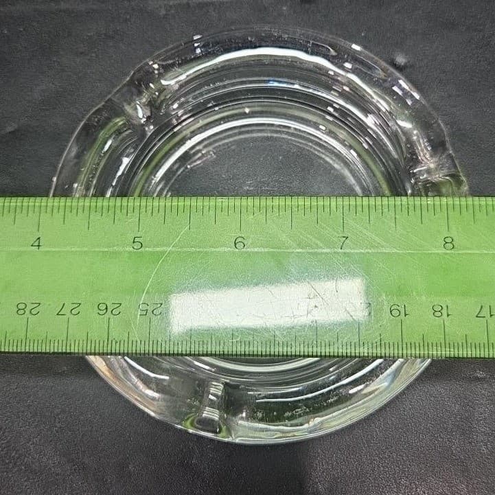 Classic Round Ashtray, 3 Notch Design, Thick Clear Glass, Smoking Accessory - Thumbnail 5