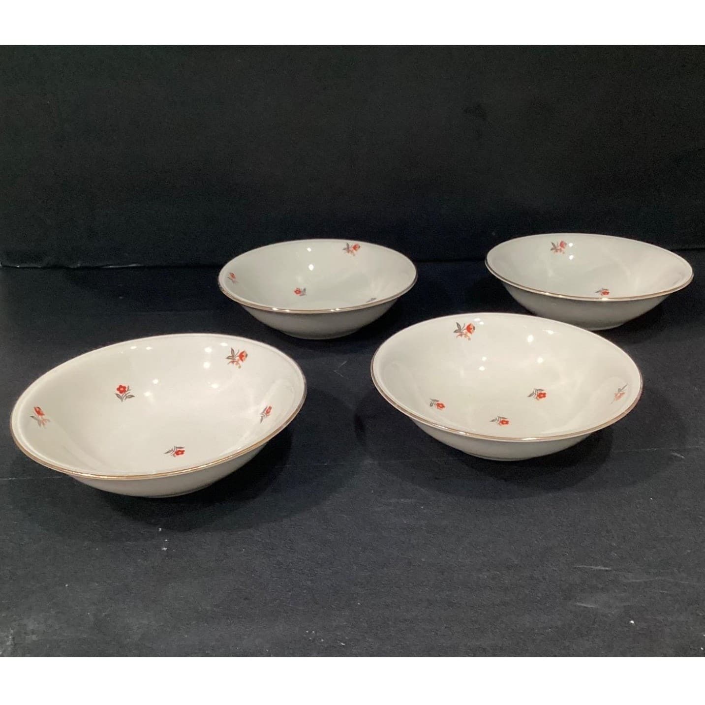 Cunningham & Pickett Cardinal Salad Bowls, Set of 3, Vintage Floral Dinnerware - Thumbnail 7
