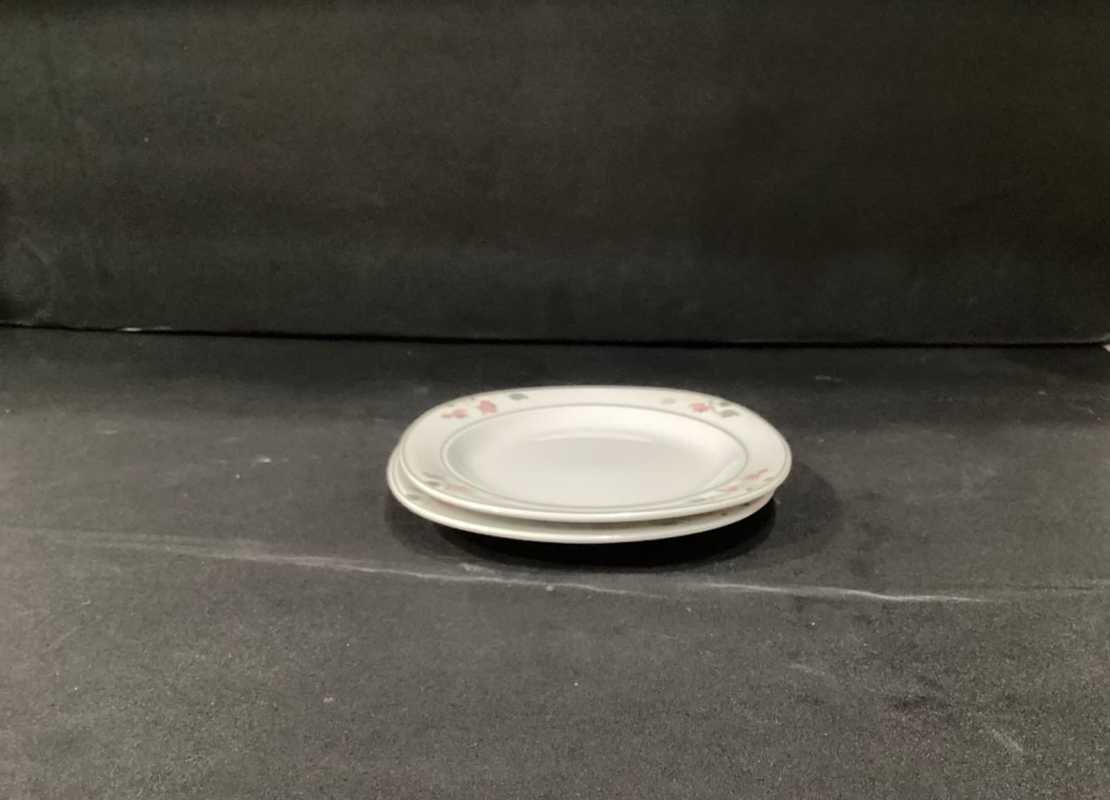 Mikasa Liana Bread & Butter Plates Set of 2 - Thumbnail 7