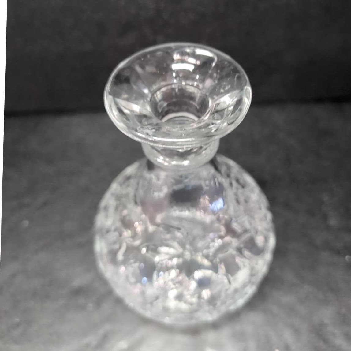 Princess House Fantasia Bud Vase, Etched Poinsettia Crystal, Floral Centerpiece - Thumbnail 6