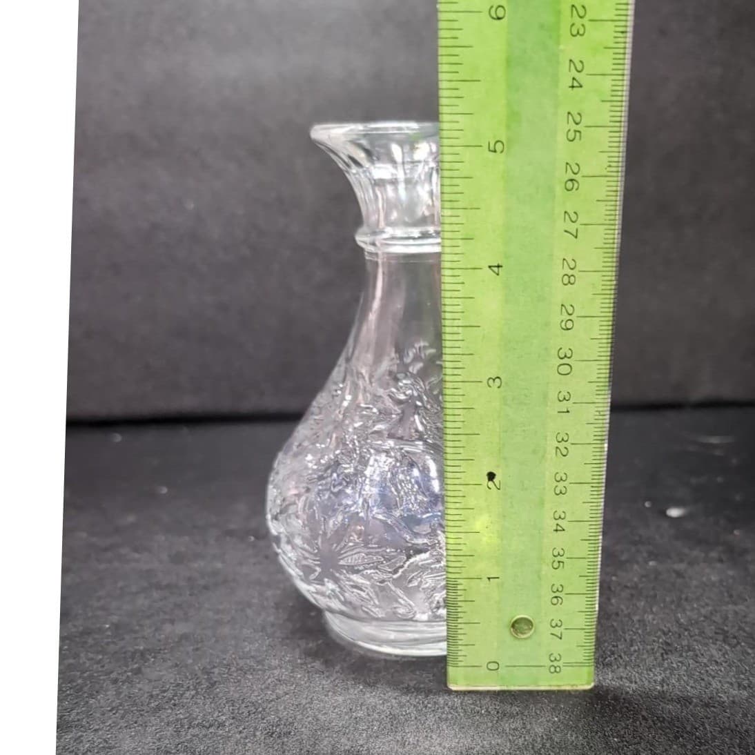 Princess House Fantasia Bud Vase, Etched Poinsettia Crystal, Floral Centerpiece - Thumbnail 9
