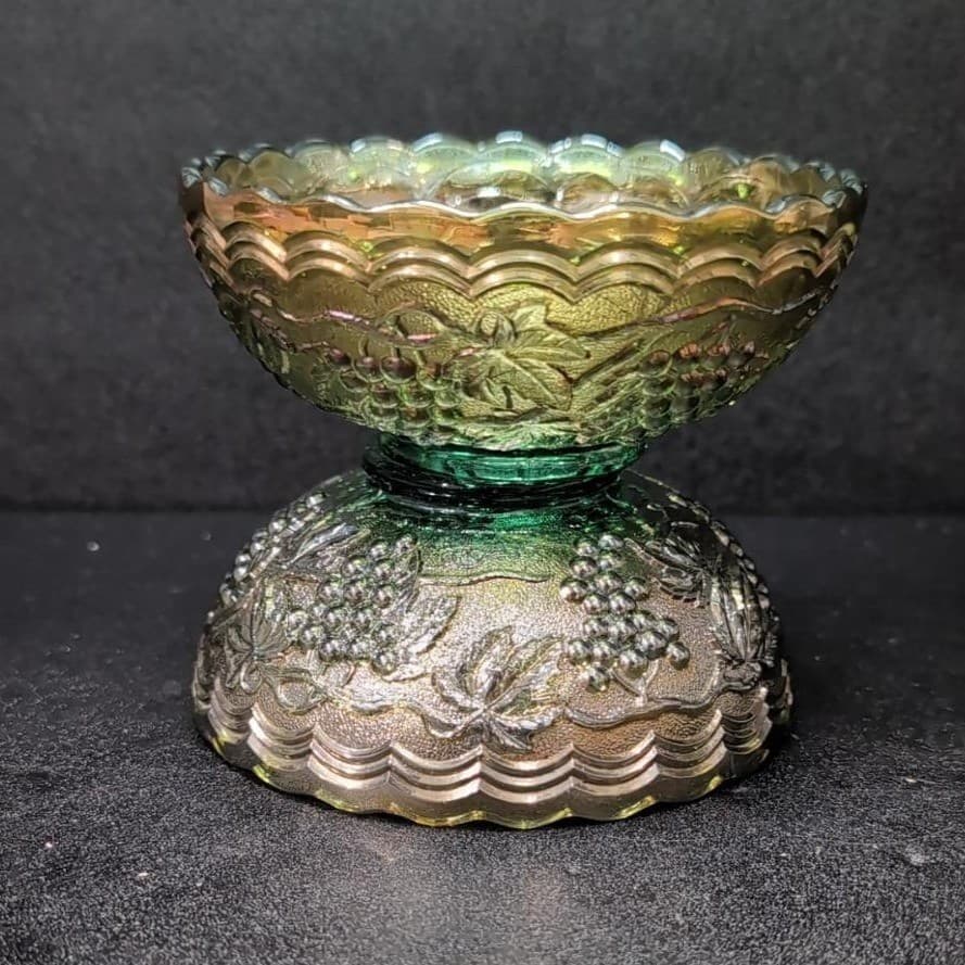Imperial Glass Helios Carnival Bowls, Set of 2, Vintage Leaf & Grape Pattern - Thumbnail 9