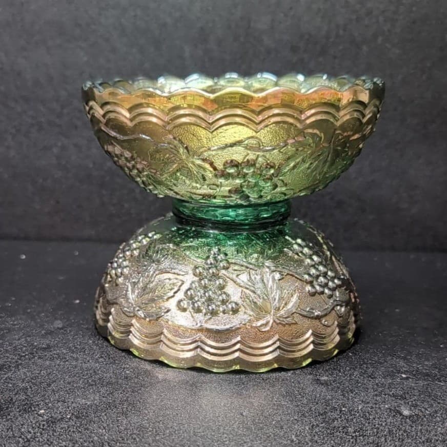 Imperial Glass Helios Carnival Bowls, Set of 2, Vintage Leaf & Grape Pattern - Thumbnail 10