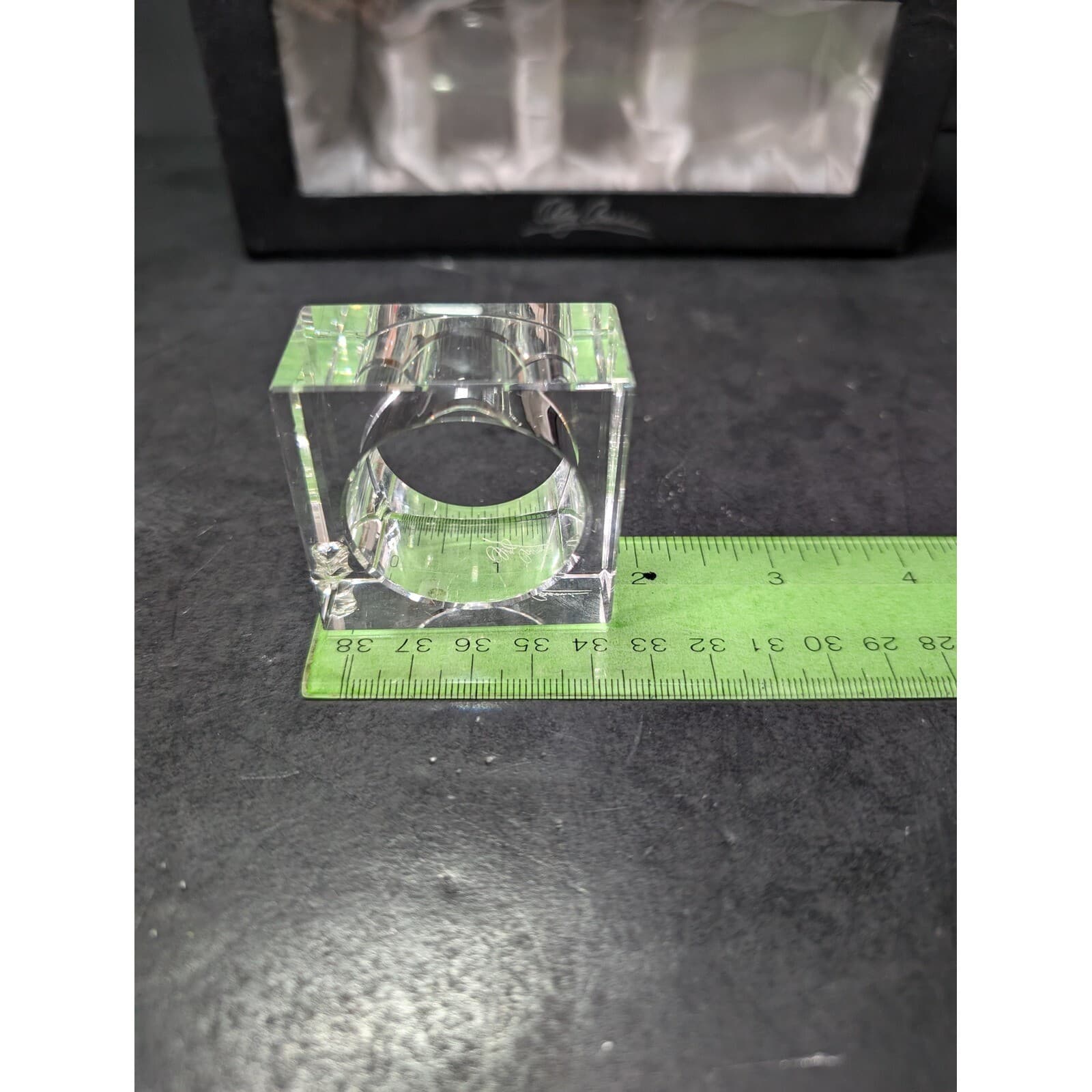 Oleg Cassini Signed Crystal Napkin Rings & Candle Holder Square Napkin Rings Set - Thumbnail 8