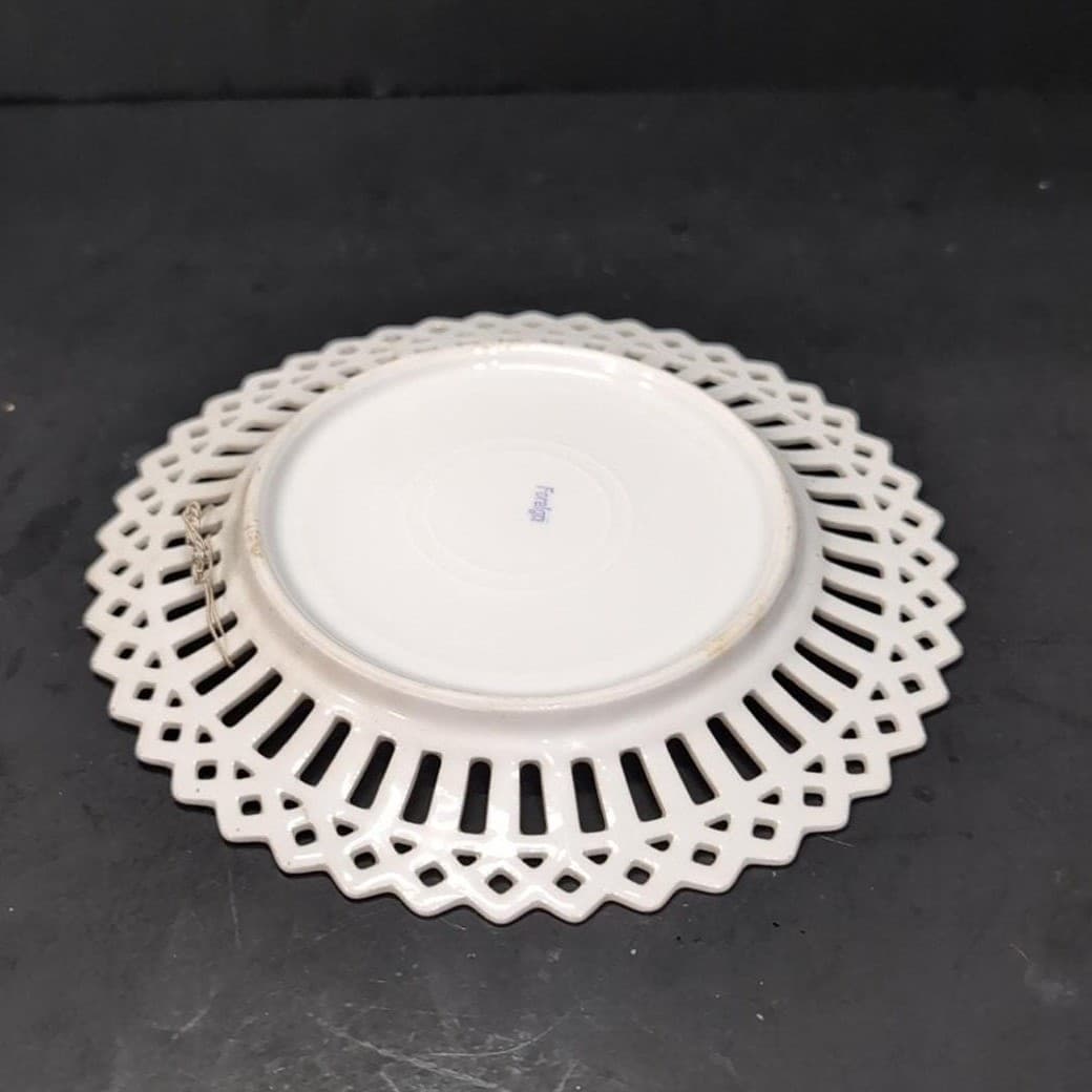Viennese Lace Porcelain Plate, Pierced Rim with Scalloped Gold Edge, Tableware - Thumbnail 8