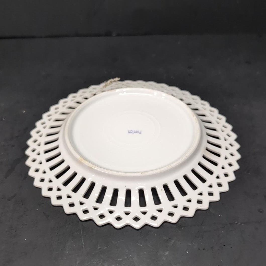 Viennese Lace Porcelain Plate, Pierced Rim with Scalloped Gold Edge, Tableware - Thumbnail 7