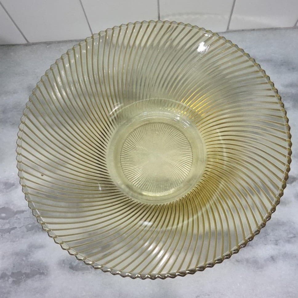 Federal Glass Amber Diana Serving Bowl, Vintage Yellow Swirl Pattern Centerpiece - Thumbnail 3