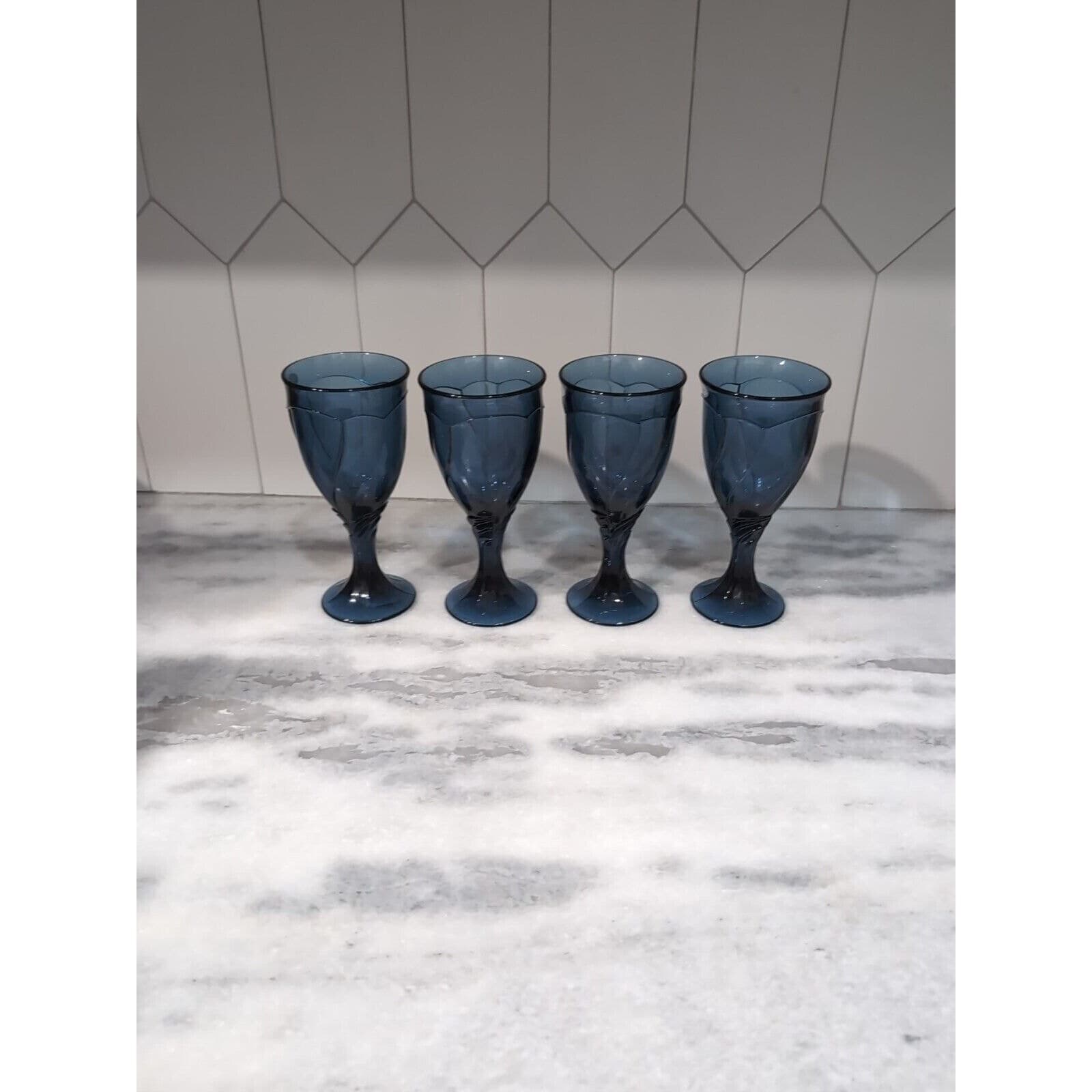 Noritake Blue Swirl Wine Glasses Set, Vintage, Set of 4, NIB, Elegant Glassware - Thumbnail 3