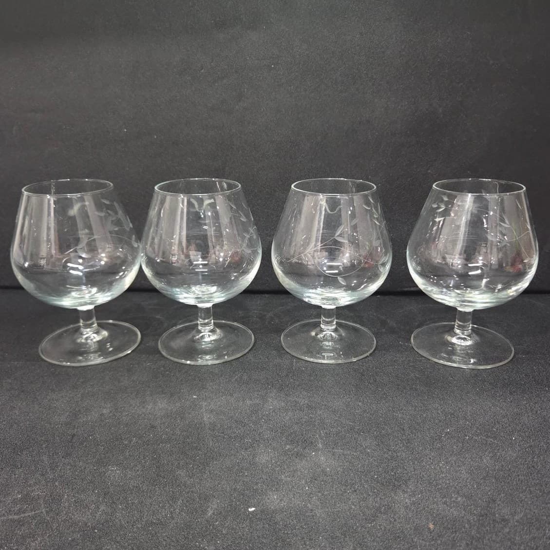 Princess House Heritage Brandy Snifters, Set of 4, Etched Floral Crystal Glasses - Thumbnail 3