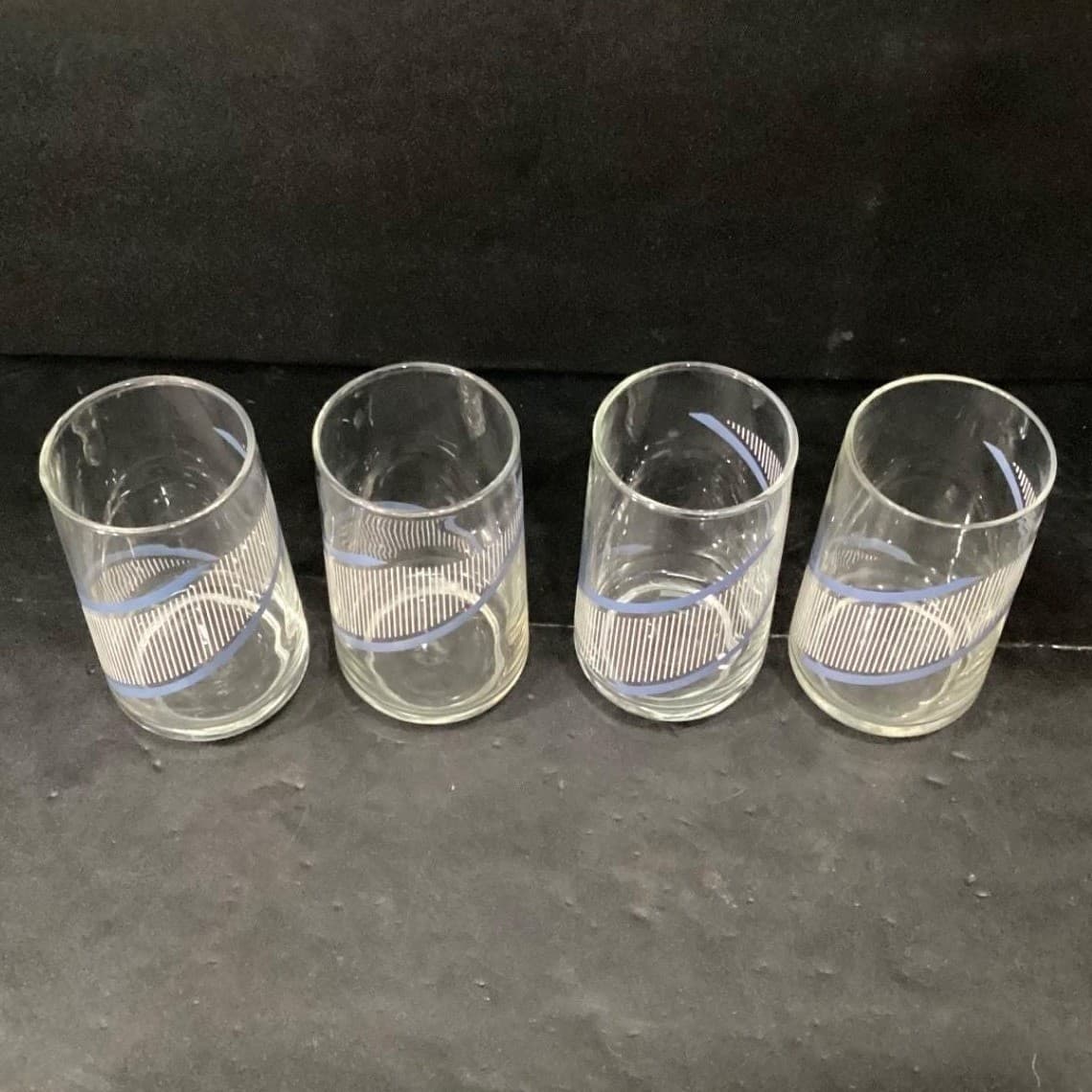 Georges Briard Style Tumblers, Set of 4, Vintage Blue Swirls & White Stripes - Thumbnail 3